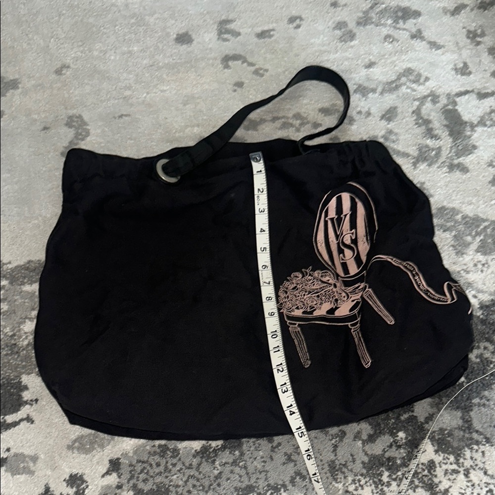 Victoria secret Black Tote Bag with graphic - Picture 10 of 10